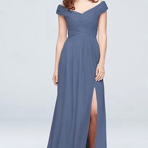 David’s Bridal Bridesmaid Dress Style F19951